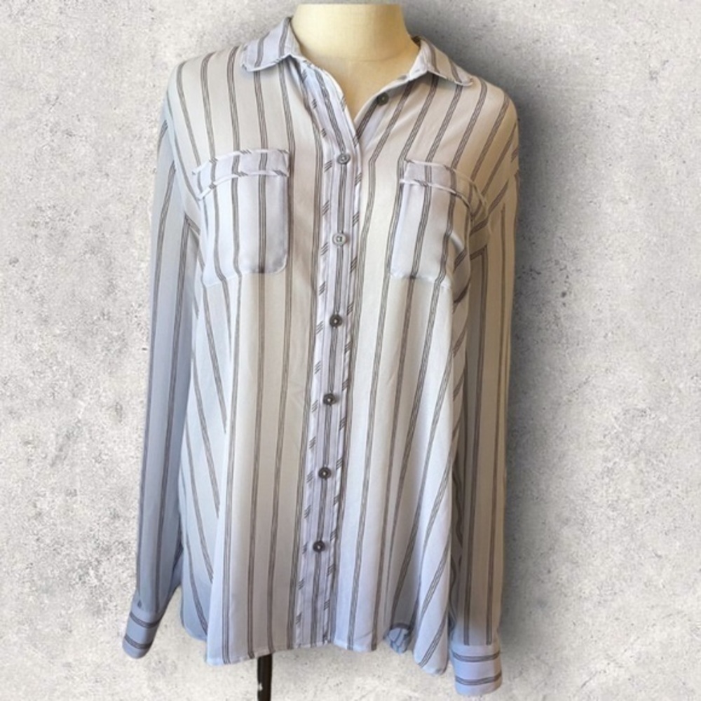 •Loft• Women’s stripped design button up blouse